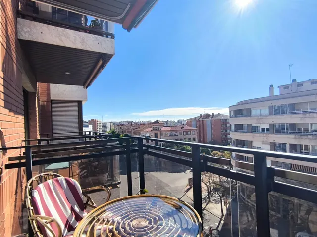 Exclusiva vivienda amplia en Tarragona Centro con plaza de p - foto 4