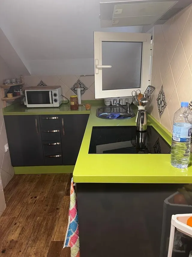 Amplio adosado totalmente reformado con Apartamento independiente. — 34