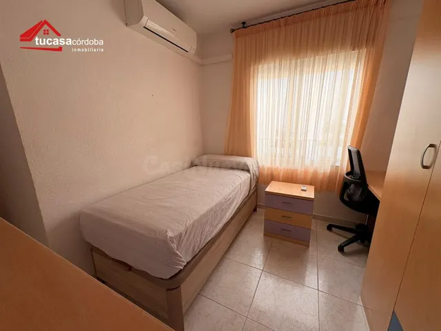 LUMINOSO PISO DE 63 m2 EN VALDEOLLEROS EN EXCELENTE ESTADO | - foto 5
