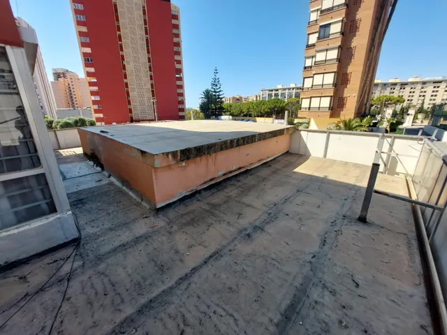 LOCAL COMERCIAL TALLER MECÁNICO — 14