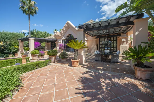Chalet 3 habitaciones 595m² en venta - Marbella — 4