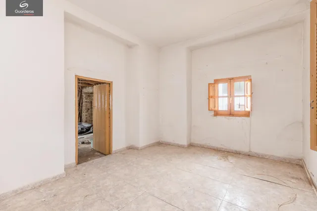 CASA PARA REFORMAR EN CAMPOTEJAR — 30