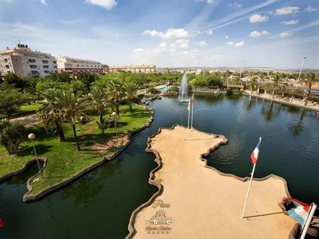 Apartamento soleado 2 dormitorios con piscina — 10