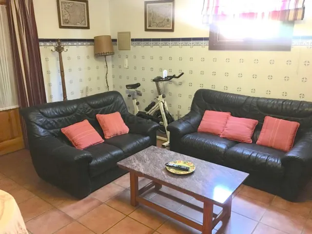 CHALET CON PISCINA Y PARCELA DE 1560 M2 A 10 KM PLAYAS — 29
