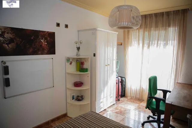 Amplia Vivienda Unifamiliar en San Pablo — 12