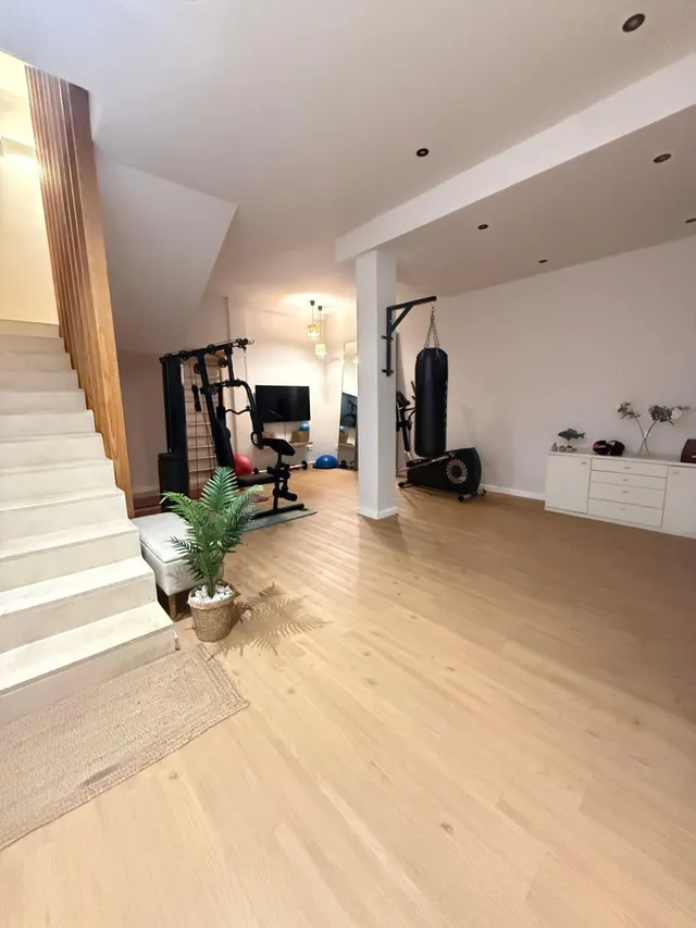 ¡oportunidad en Paterna! chalet de 319 m2 con piscina, 4 dormitorios y garaje para 3 coches — 8