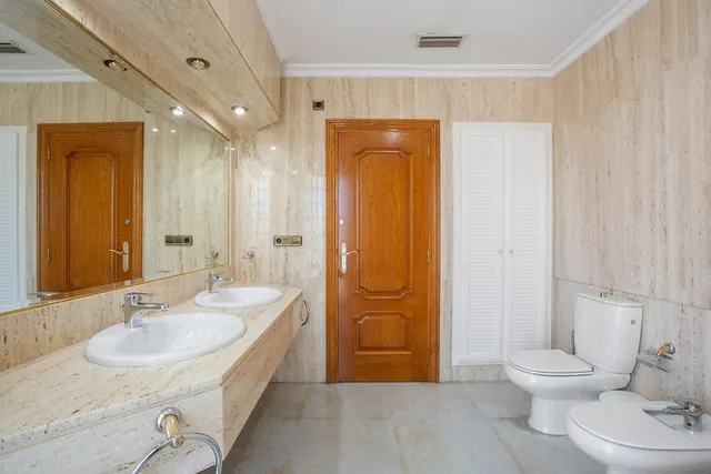 Oportunidad villa de lujo con mas de 500m2 de vivienda — 25