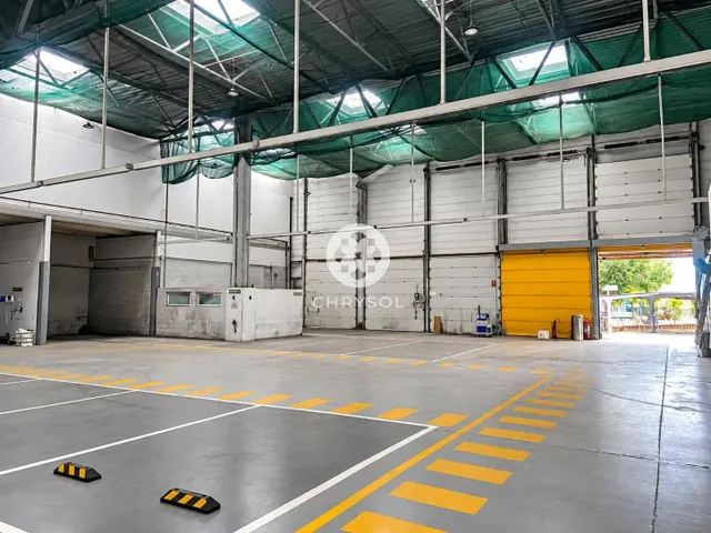 Exclusiva nave industrial tipo c con edificio corporativo junto a zona franca y fira de Barcelona. — 36