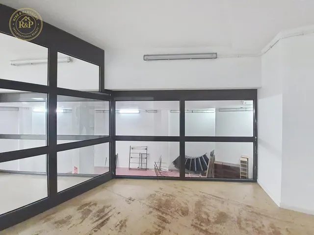 Nave industrial con despachos en venta en calle juan decon vado permanente vigente — 35