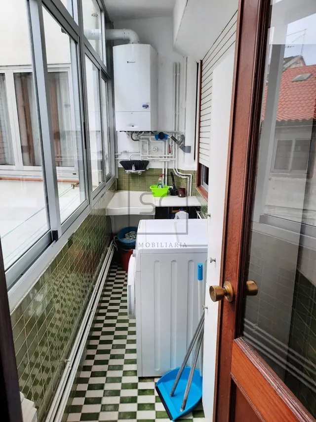 Piso amplio con ascensor en el centro de Ferrol — 21
