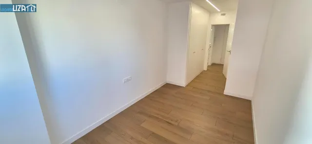 Piso Nuevo a Estrenar con Excelentes Características y Piscina Comunitaria — 18