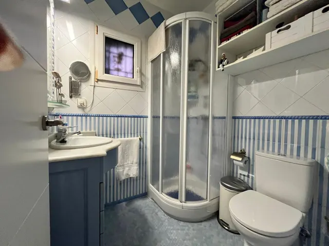 GRAN ÁTICO EN TORREVIEJA, 3 HZB, 2 BAÑOS — 24