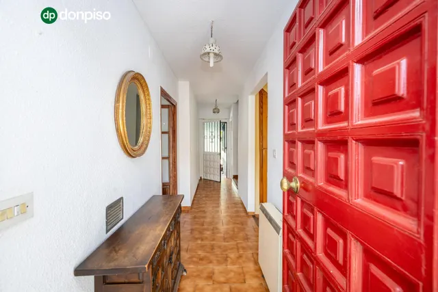 Preciosa casa en Ogíjares con piscina y jardín — 40