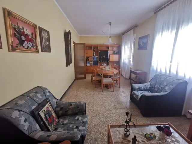 CASA CENTRICA EN ALMENAR - foto 5