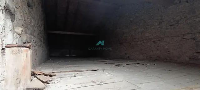 Se vende casa de piedra con jardín en Riva de Ruesga — 32