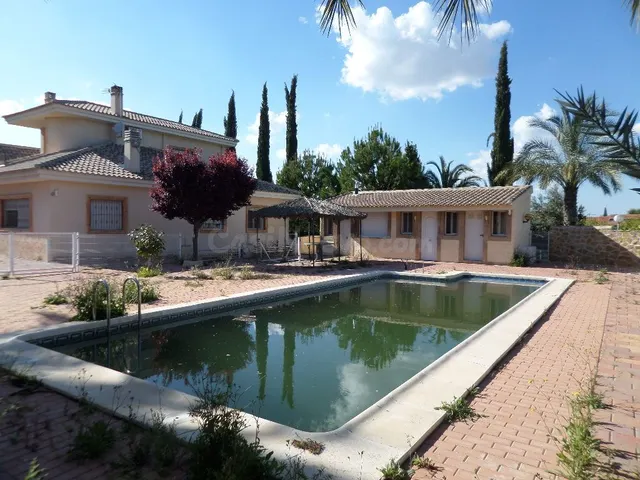 VENTA CHALET EN EL PALMAR-ALJUCER, PARCELA DE 3.400 M2., 8 D