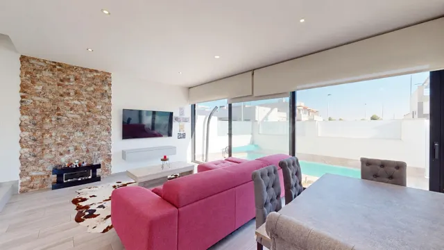 Amplia VILLA de nueva construcción con piscina privada en San Pedro del Pinatar — 3
