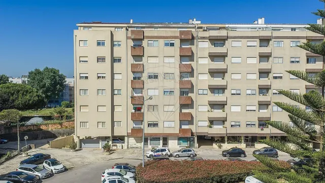 Apartamento 3 habitaciones 105m² en venta - Senhora da Hora — 23