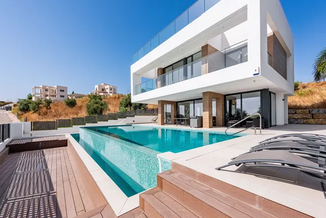 Chalet 3 habitaciones 220m² en venta - Costa Del Sol - foto 3
