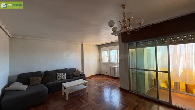 PISO EN VENTA 2 GARAJEs Y 2 TRASTEROS