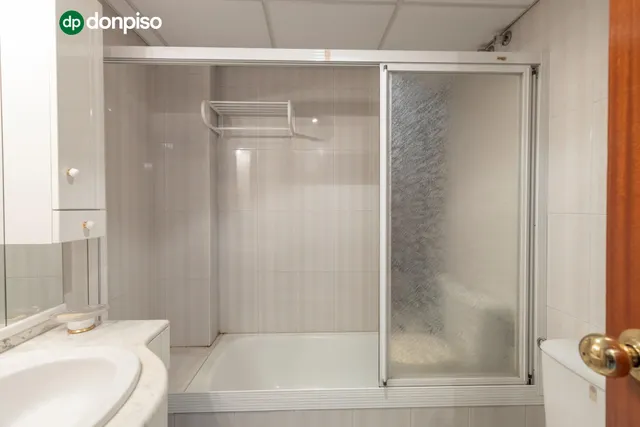 Exclusiva vivienda con piscina en la zona del Serrallo con piscina comunitaria — 20