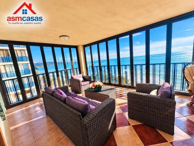 Apartamento en Primera Línea de Playa con vistas espectacula - foto 4