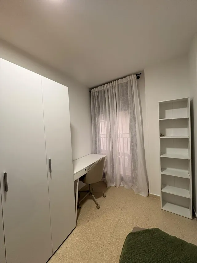 APARTAMENTO REFORMADO CON GARAJE — 23