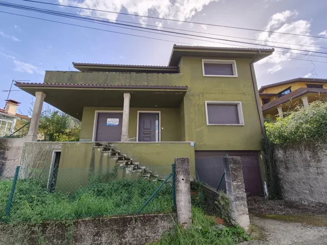 Chalet en Venta en Vilaboa — 34