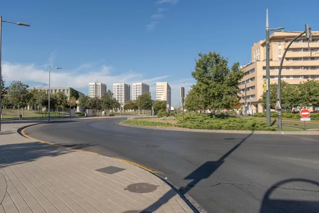 Local comercial en el PTS — 37