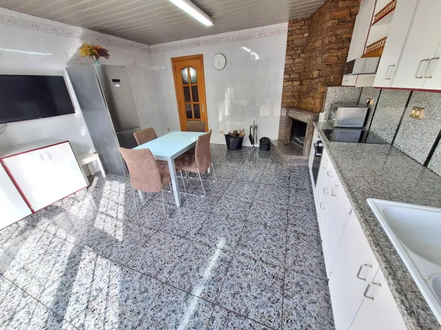 CASA AMB DUES VIVENDES INDEPENDENTS, IDEAL PER A 2 FAMILIES. - foto 5