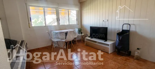 Oportunidad inmejorable junto al mar en este luminoso piso e