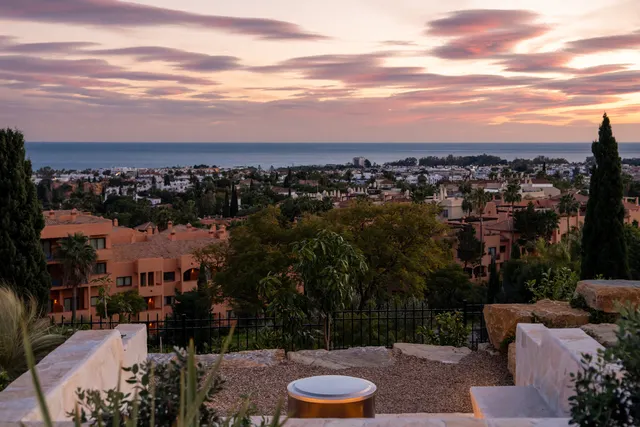 Chalet 4 habitaciones 551m² en venta - Marbella — 46