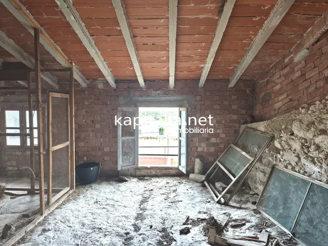 CASA PARA REFORMAR A LA VENTA EN PALOMAR. — 5
