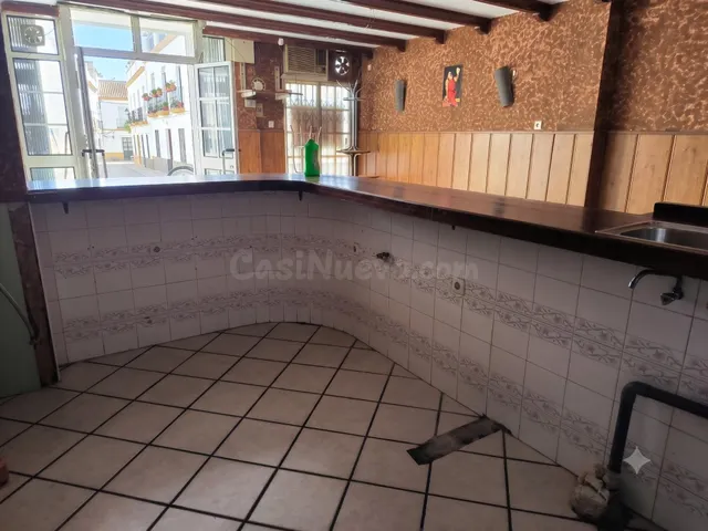 Local Comercial Estratégico frente a la Estación de Tren - foto 5