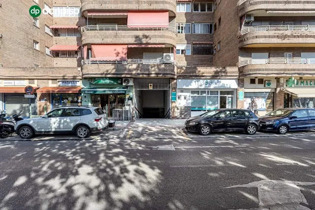 Garaje doble en venta en Urbanización Parque del Genil – Granada Capital — 10