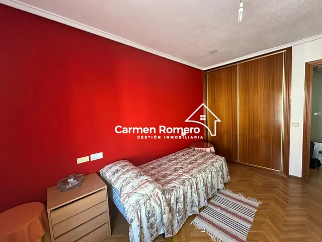 ADOSADO EN VENTA  EN VILLAMAYOR. URB. PIEDRA DORADA — 34