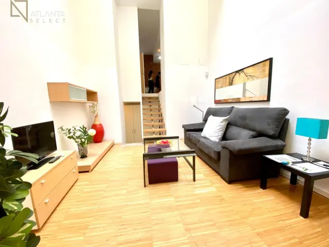 MODERNO LOFT TIPO DUPLEX- AMUEBLADO Y EQUIPADO — 4