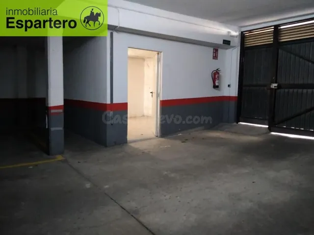 Amplio Garaje en la Zona de Cascajos, Logroño
