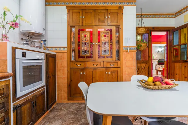 VENTA DE CHALET EN VENTA EN LAS DEHESILLAS — 39
