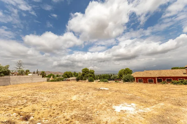 PARCELA EN VENTA  EN URBANIZACIÓN  MONTEPINAR (ORIHUELA) — 2