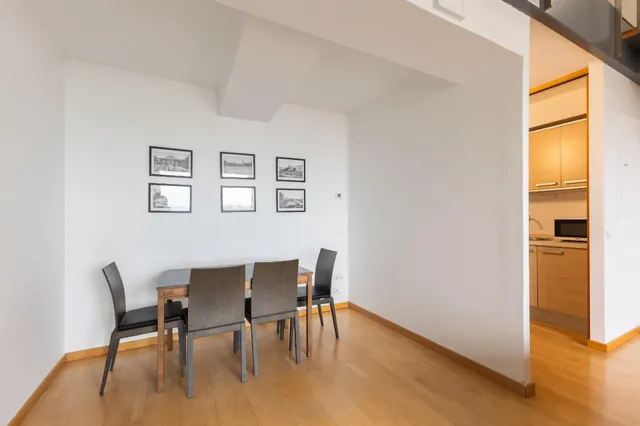 Loft dúplex de 90 m2 con terraza y zonas comunes — 19