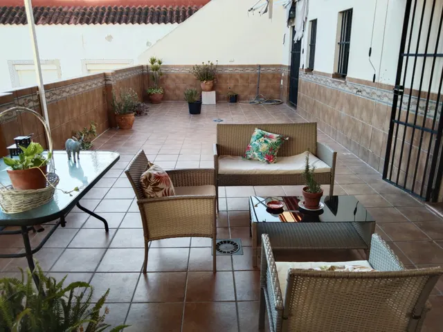 SE VENDE MAGNIFICA CASA EN ZONA NORTE — 22