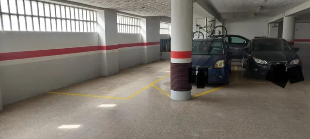 PLAZA DE APARCAMIENTO DOBLE EN VENTA EN MANRESA (PL.LA REFORMA) — 4