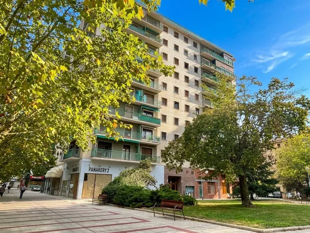 Piso amplio y luminoso con 3 habitaciones y grandes balcones en San Juan — 30