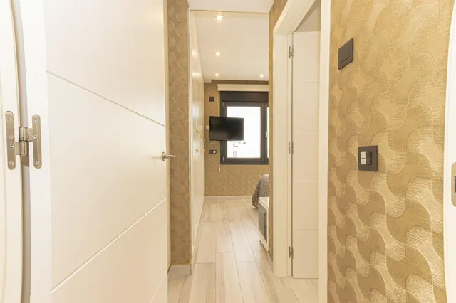 VILLA DE 3 DORMITORIOS Y 3 BAÑOS CON PISCINA EN LOMAS DE CABO ROIG, ORIHUELA COSTA — 26