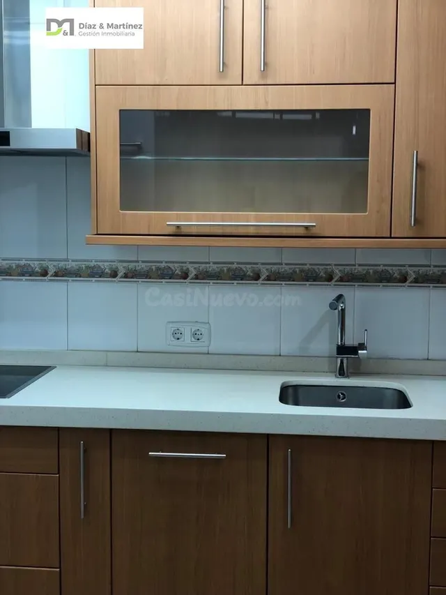 AMPLIO PISO DE 3 DORMITORIOS EN VILLANUEVA DE CARRIZO - foto 5