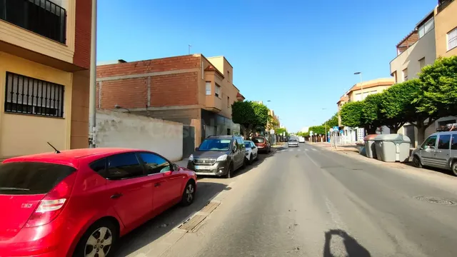 Se vende piso con trastero en Av. Príncipes de España en El  - foto 3