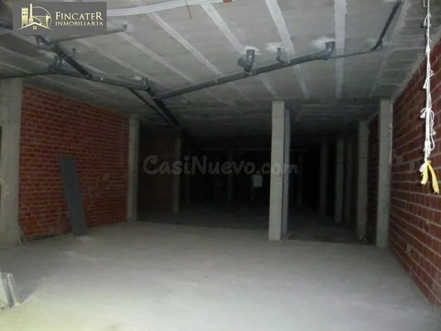 LOCAL COMERCIAL EN UNA SOLA PLANTA, CERCA DEL CENTRO - foto 3