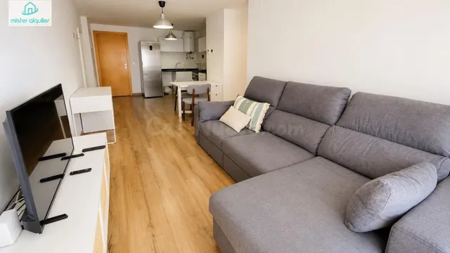 APARTAMENTO CON TERRAZA EN EL CORAZÓN DE EL CAMPELLO, JUNTO AL MAR — 10