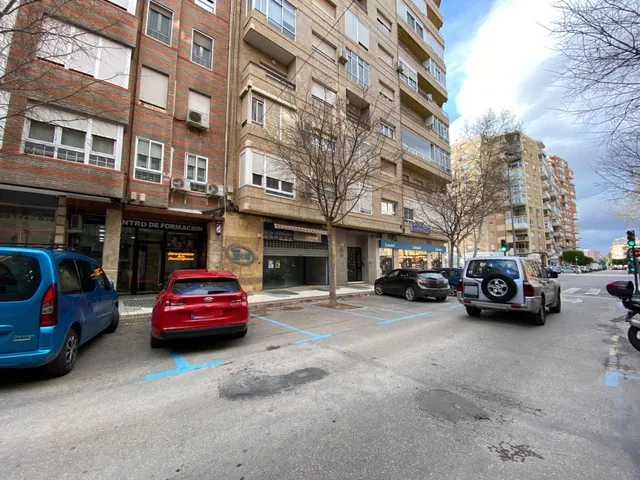 LOCAL COMERCIAL en Cartagena — 18